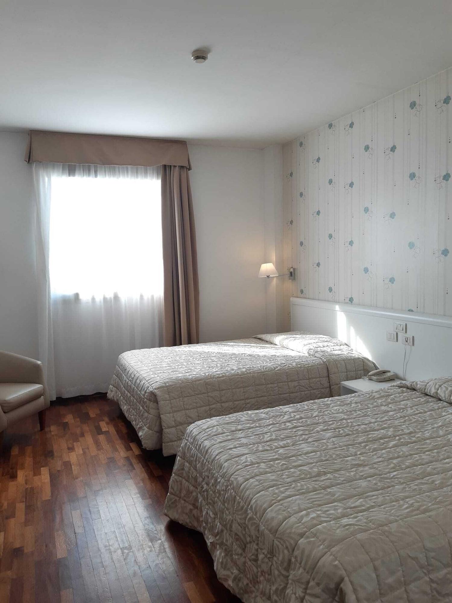 Hotel Datini Prato  Exterior photo